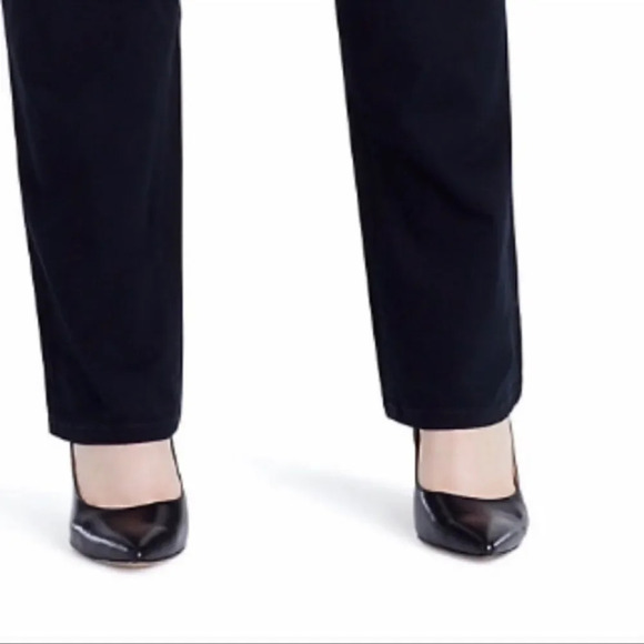 Gloria Vanderbilt Ladies' Amanda Stretch Denim Jean - Picture 3 of 5